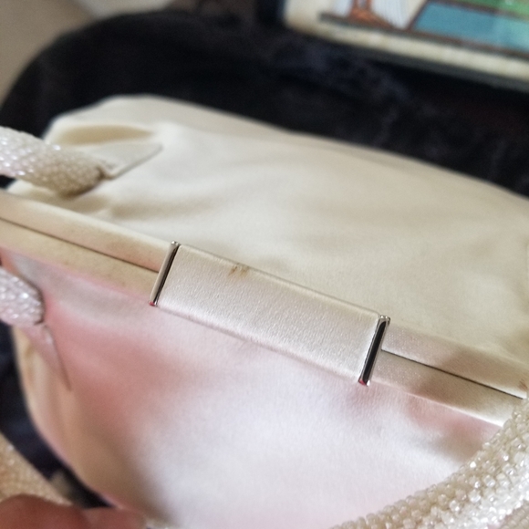 Huge sale! Rare Vint Gucci Tom Ford era cream satin silk beaded top handle bag - Picture 12 of 16